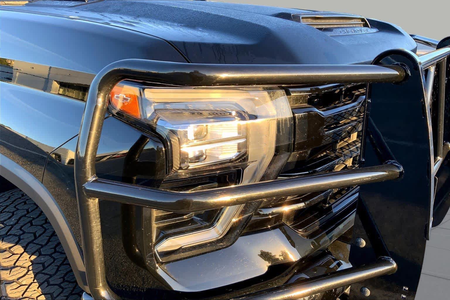 Used 2025 Chevrolet Silverado 2500 LT w/ Trail Boss Package AWD/4WD image 23