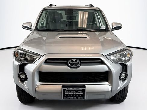 Used 2023 Toyota 4Runner TRD Off-Road Premium image 2