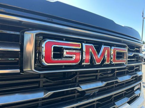 New 2025 GMC Sierra 2500 AT4 w/ AT4 Premium Plus Package image 31