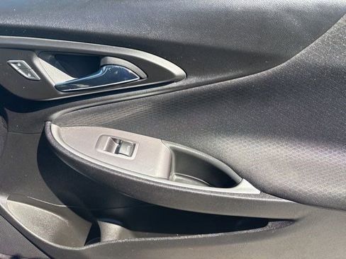 Used 2023 Chevrolet Malibu RS image 39