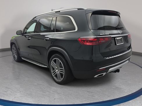Used 2024 Mercedes-Benz GLS 450 4MATIC image 7