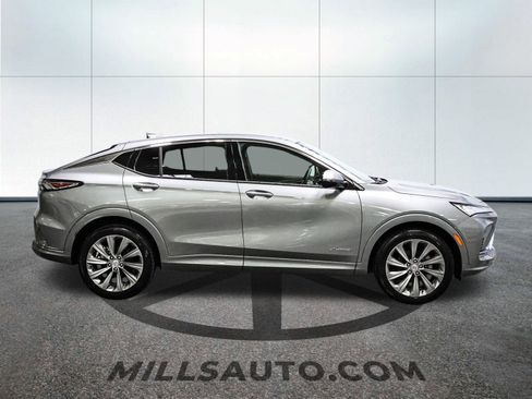 New 2026 Buick Envista Preferred FWD image 9
