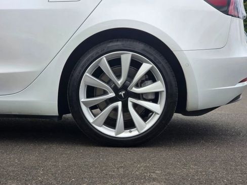 Used 2020 Tesla Model 3 Standard Range Plus RWD image 43