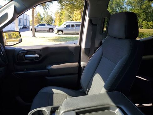 Used 2022 Chevrolet Silverado 1500 Custom w/ Safety Confidence Package image 29