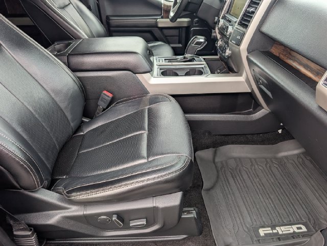 Used 2018 Ford F150 Lariat w/ Equipment Group 502A Luxury AWD/4WD image 33