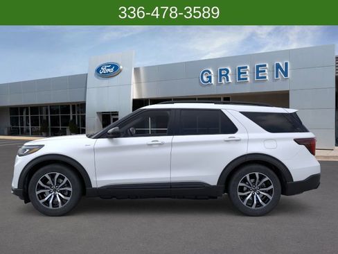 New 2026 Ford Explorer ST-Line AWD/4WD image 4
