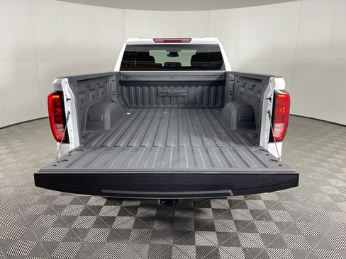 Used 2025 GMC Sierra 1500 Elevation image 7