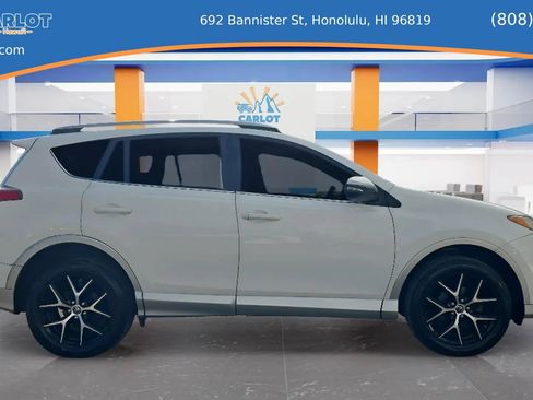 Used 2016 Toyota RAV4 SE FWD image 4