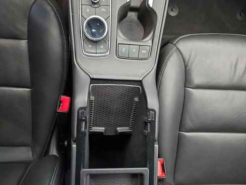 Used 2024 Cadillac XT4 Premium Luxury image 31