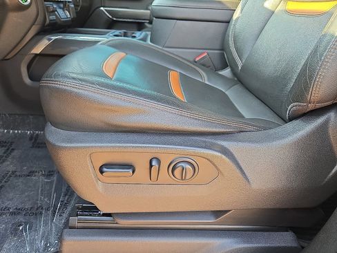 Used 2019 GMC Sierra 1500 AT4 w/ AT4 Premium Package AWD/4WD image 24