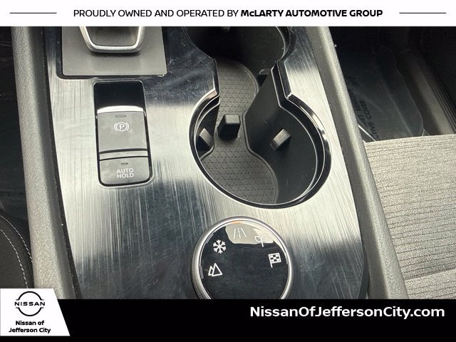 Used 2023 Nissan Rogue SV AWD/4WD image 27