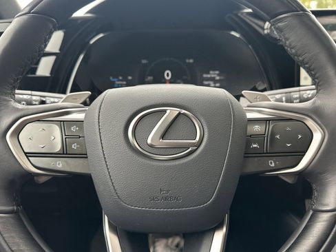 Certified 2025 Lexus RX 350 w/ Convenience Package image 18