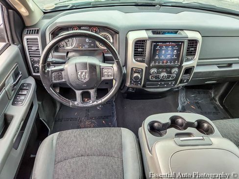 Used 2018 RAM 1500 Big Horn AWD/4WD image 14
