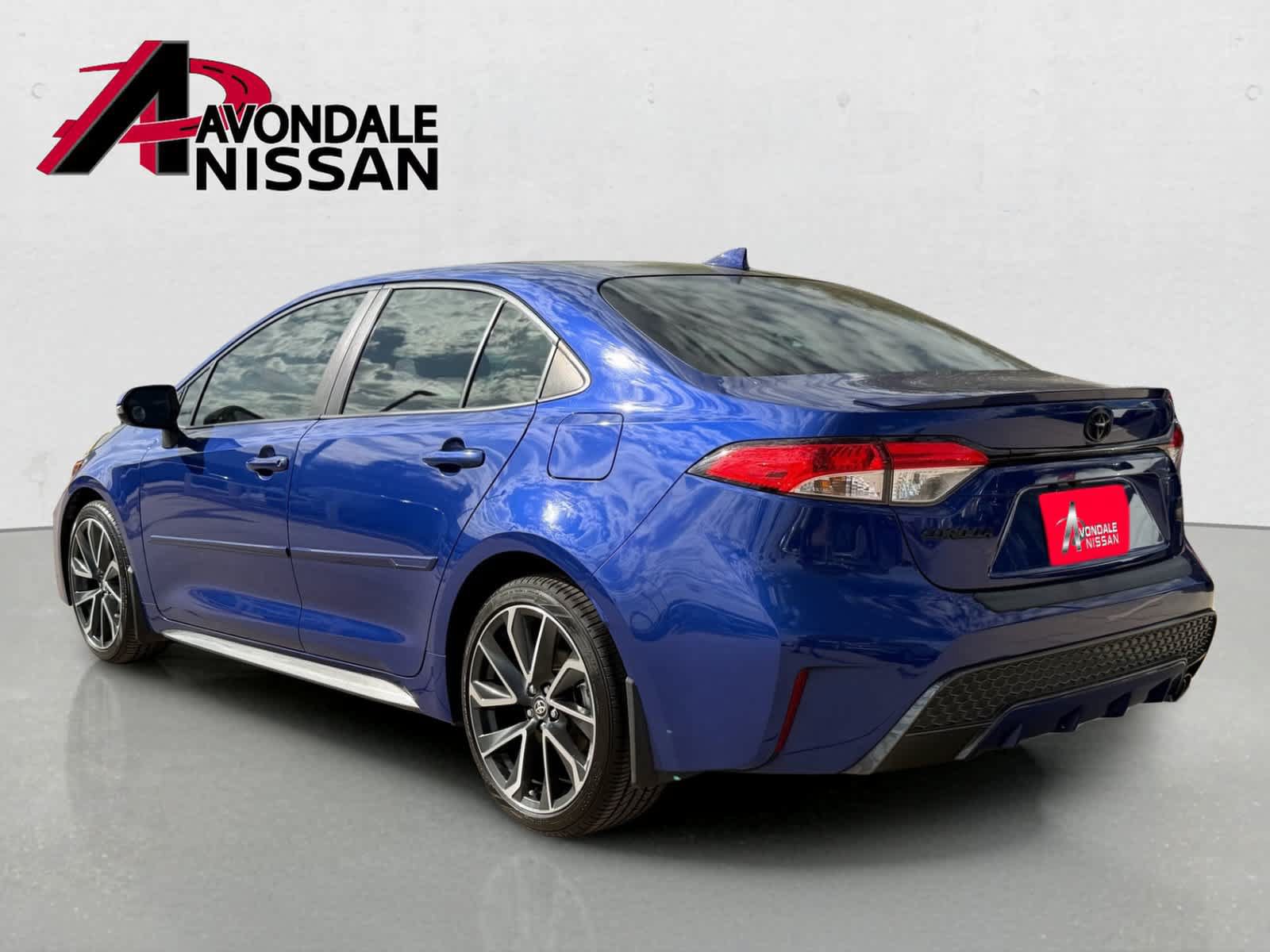 Used 2022 Toyota Corolla SE w/ Carpet Mat Package (TMS) FWD image 4