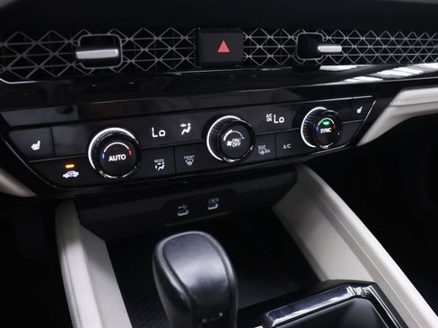 Used 2023 Honda Accord EX-L image 6