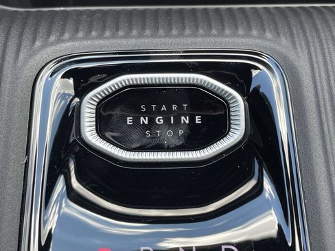 New 2026 Jeep Cherokee Limited AWD/4WD image 32