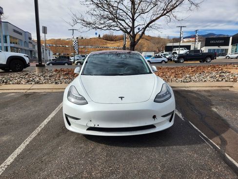 Used 2018 Tesla Model 3 Long Range image 2