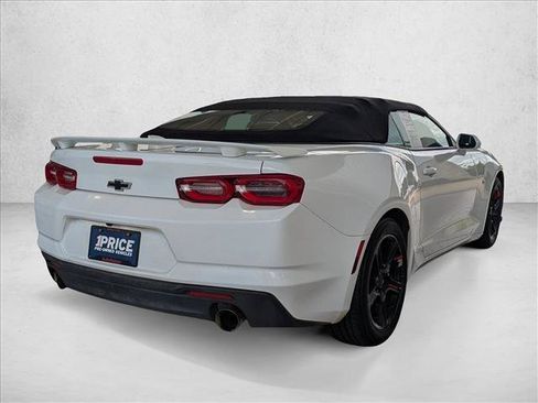 Used 2020 Chevrolet Camaro LT RWD image 5