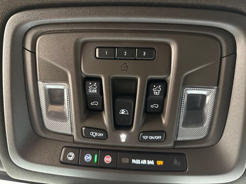 Used 2024 GMC Sierra 1500 Denali w/ Denali Reserve Package AWD/4WD image 26
