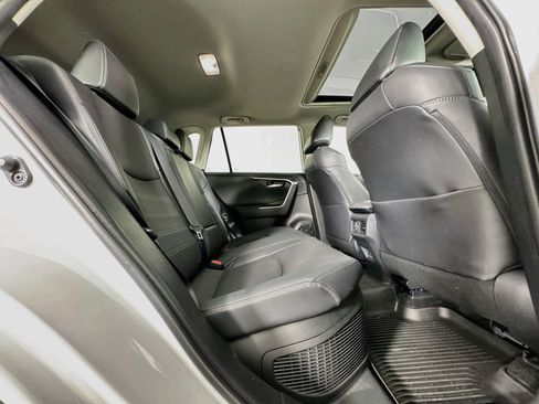 Certified 2025 Toyota RAV4 Limited AWD/4WD image 29