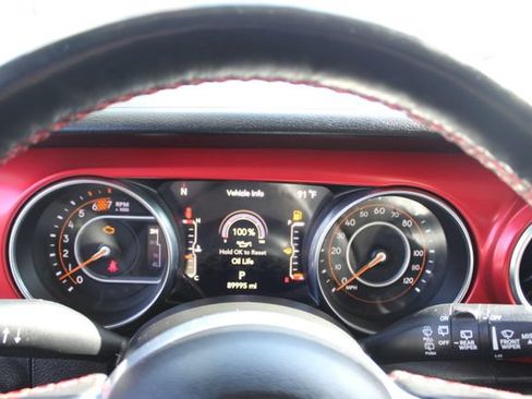 Used 2023 Jeep Wrangler Unlimited Rubicon w/ Cold Weather Group AWD/4WD image 23