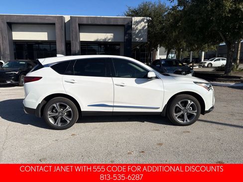 Used 2025 Acura RDX w/ Technology Package image 3