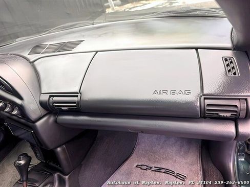 Used 1995 Chevrolet Camaro Z28 RWD image 29