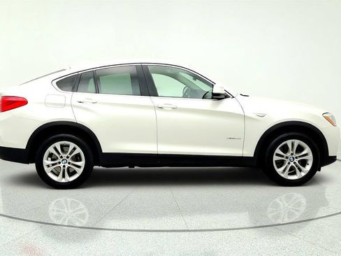 Used 2016 BMW X4 xDrive28i AWD/4WD image 4
