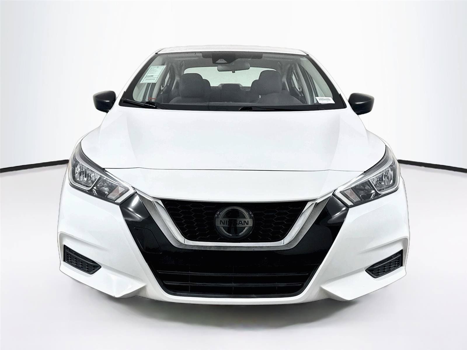 Used 2020 Nissan Versa S FWD image 7