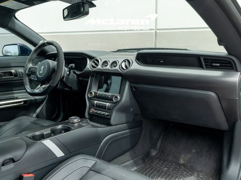 Used 2022 Ford Mustang Shelby GT500 w/ Technology Package RWD image 19