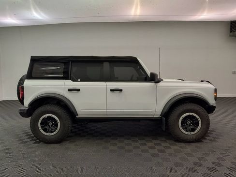 Used 2021 Ford Bronco Badlands w/ Sasquatch Package AWD/4WD image 8