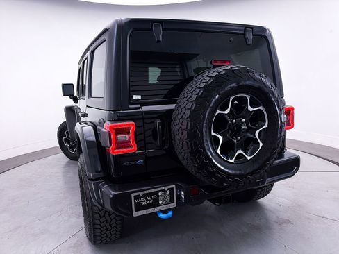 Used 2022 Jeep Wrangler Unlimited Rubicon 4xe w/ Cold Weather Group AWD/4WD image 9