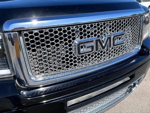 Used 2012 GMC Sierra 1500 Denali AWD/4WD image 28