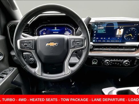 Used 2024 Chevrolet Silverado 1500 LT AWD/4WD image 9