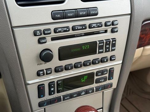 Used 2006 Lincoln LS image 21