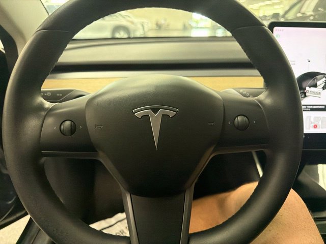 Used 2020 Tesla Model 3 RWD image 23