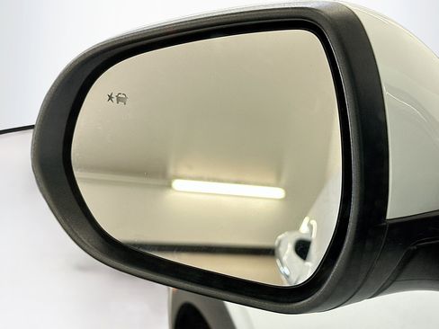 Used 2025 Buick Encore GX Preferred image 16