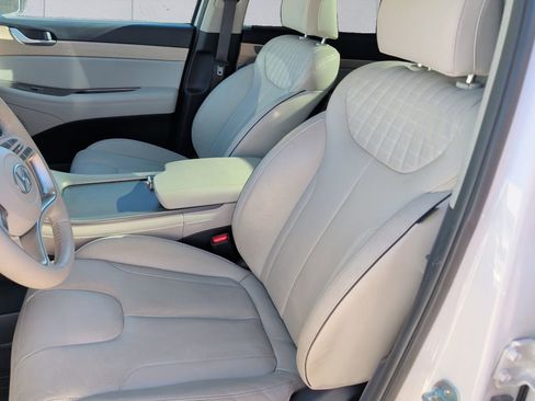Used 2024 Hyundai Palisade Limited image 8