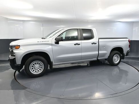 Used 2020 Chevrolet Silverado 1500 W/T w/ WT Value Package AWD/4WD image 11