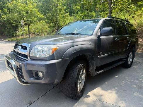 Used 2008 Toyota 4Runner SR5 RWD image 3