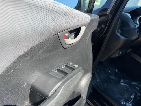 Used 2013 Honda Fit image 9