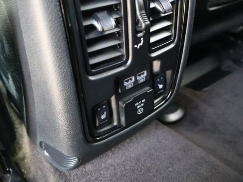 Used 2018 Dodge Durango GT w/ Blacktop Package image 10