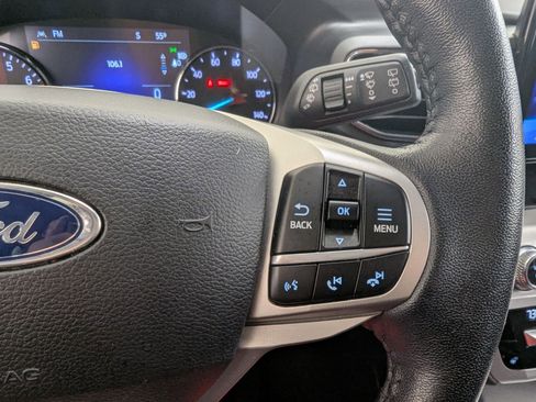 Used 2021 Ford Explorer XLT w/ Equipment Group 202A image 14