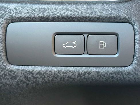 New 2026 Volvo XC60 T8 Plus w/ Climate Package image 37