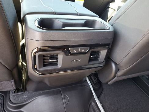 New 2026 GMC Sierra 1500 AT4 w/ AT4 Premium Package AWD/4WD image 17