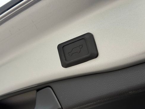 Used 2025 Toyota RAV4 XLE Premium w/ Weather Package FWD image 17