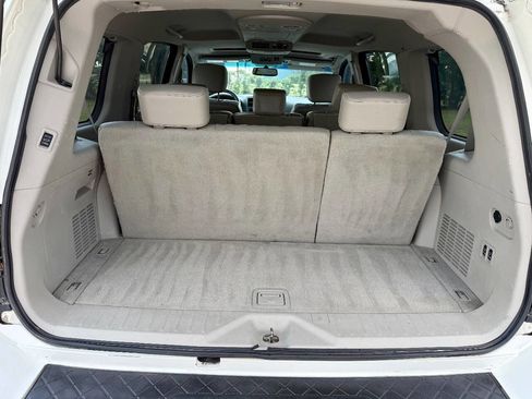 Used 2010 Nissan Armada Platinum RWD image 16