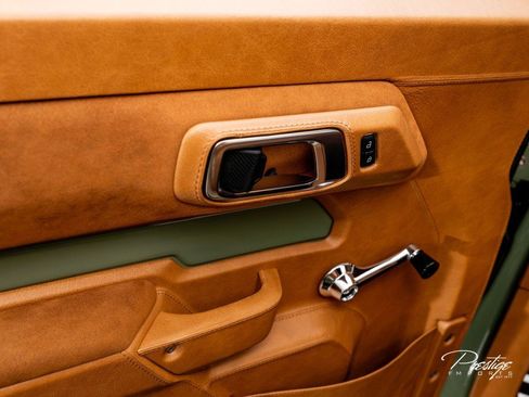 Used 2025 Ford Bronco Badlands image 28