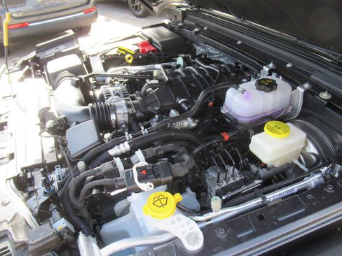 New 2026 Jeep Wrangler Unlimited Rubicon image 17