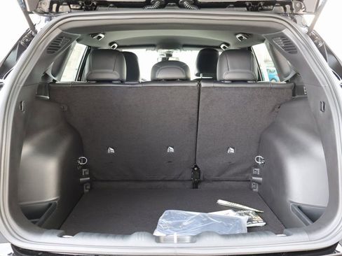 New 2026 Jeep Compass Latitude image 14